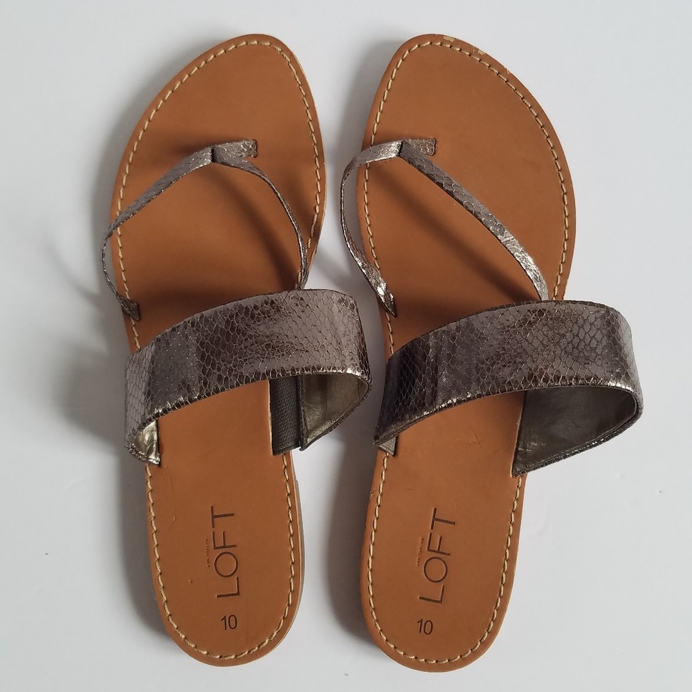 Ann Taylor LOFT Metallic Silver Flip Flop Sandals
